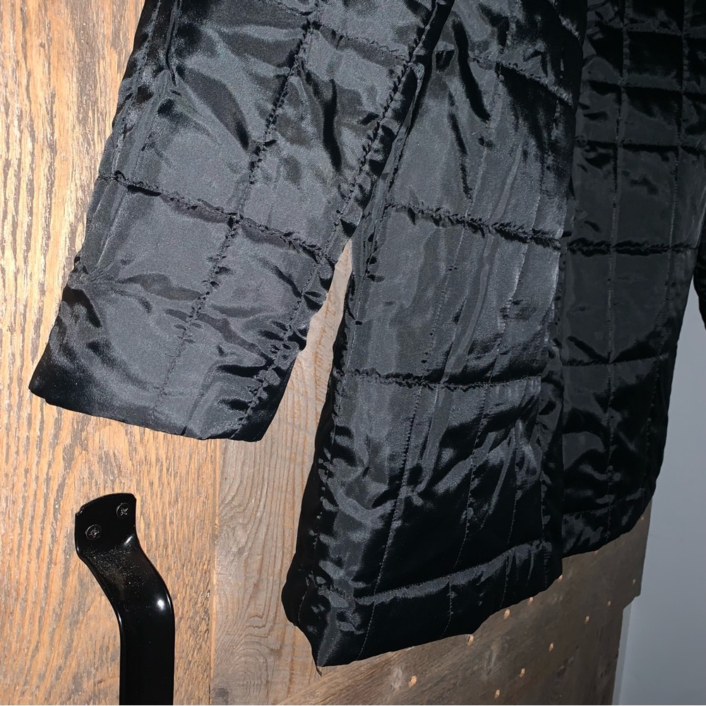 Women’s S Designer GUY LAROCHE STUDIO Black Quilted Reversible Snap Down Coat EC - Picture 6 of 16